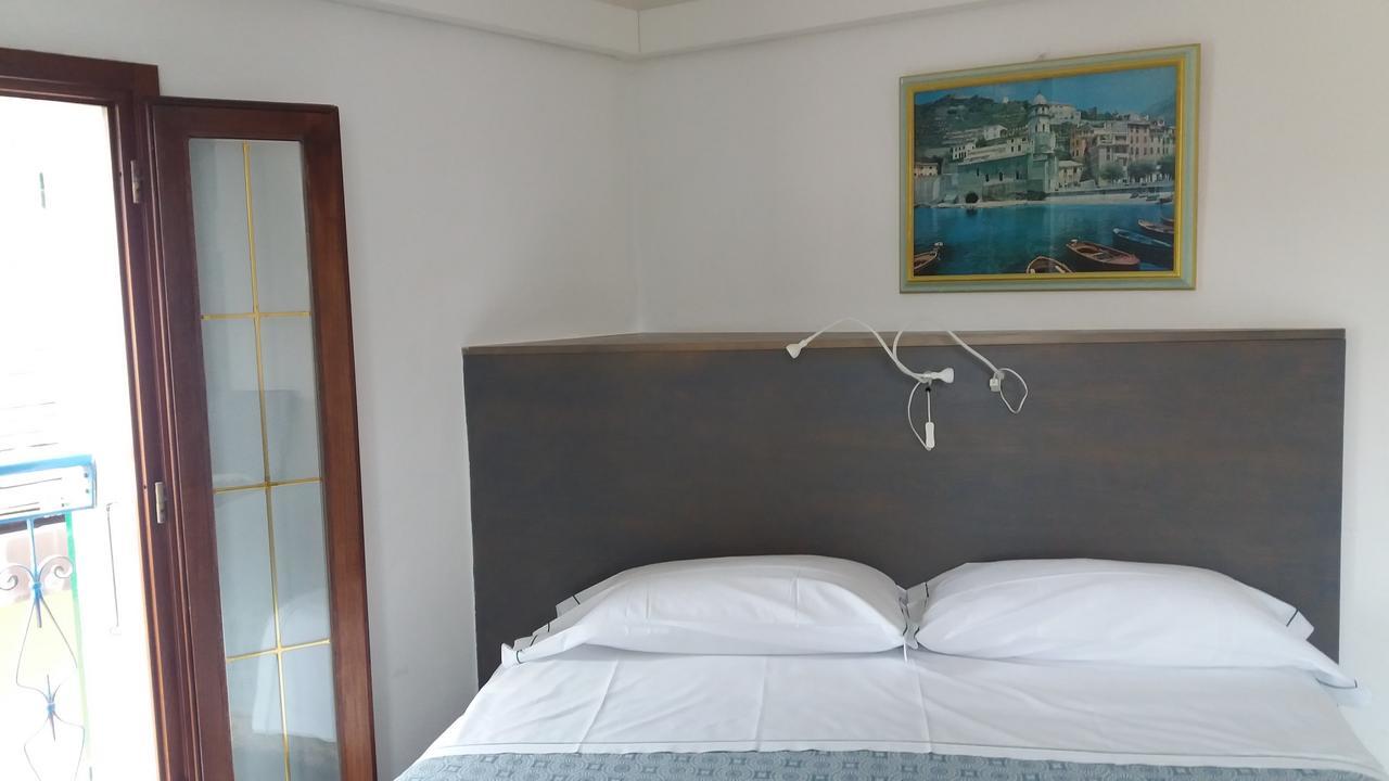 Affittacamere Elisabetta Vernazza Ngoại thất bức ảnh
